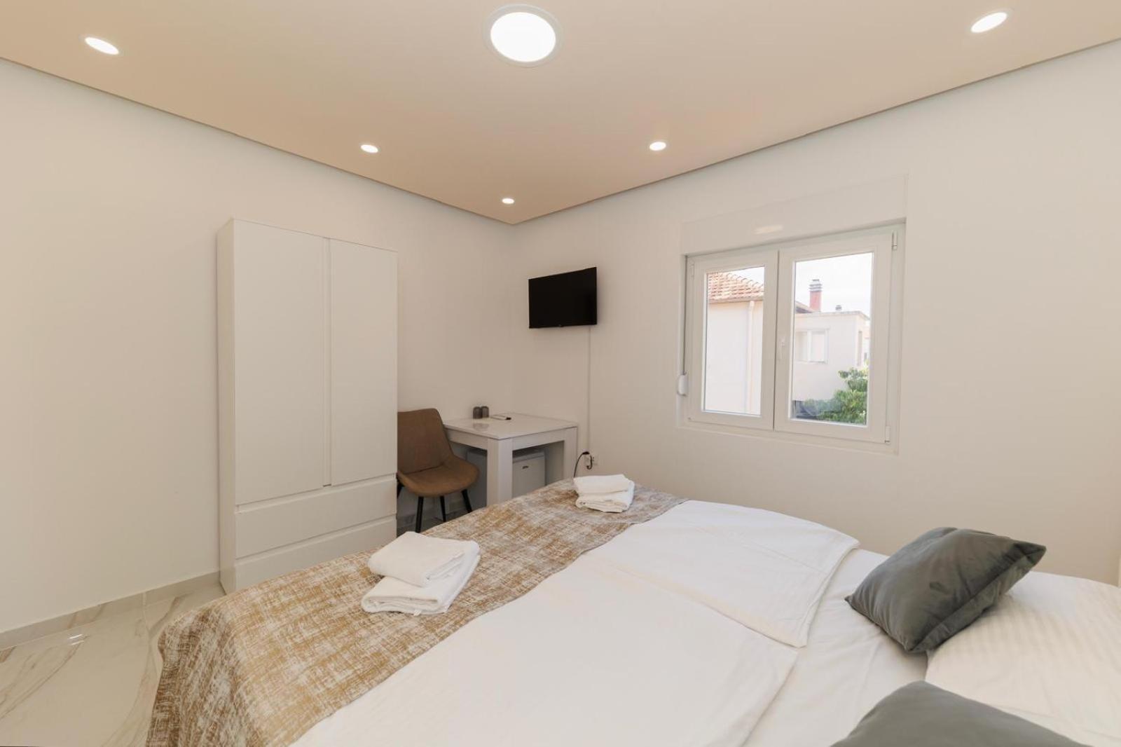Premium Rooms Prince ザダル エクステリア 写真
