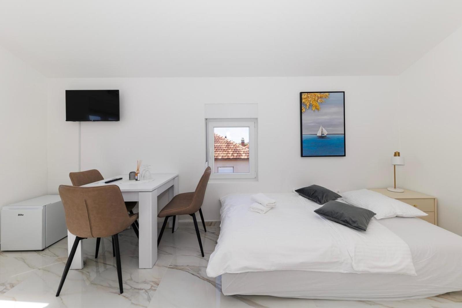 Premium Rooms Prince ザダル エクステリア 写真